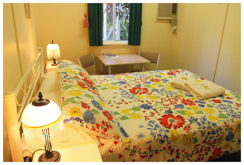Coral Lodge Bed And Breakfast Inn Townsville Pokój zdjęcie